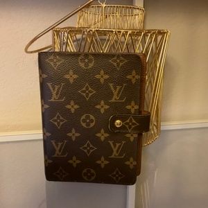 Louis Vuitton Agenda MM